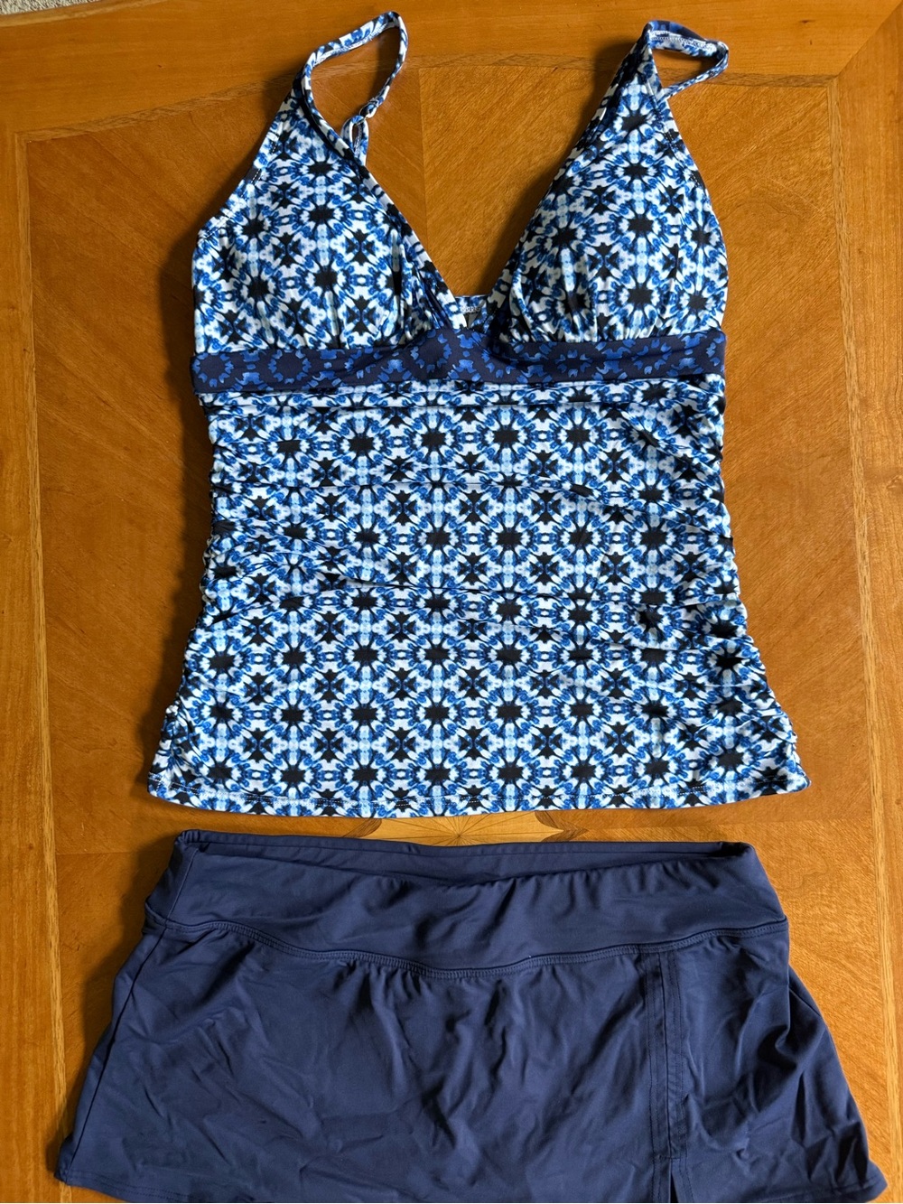 Tommy Bahama Top Lands End Bottoms medium 10